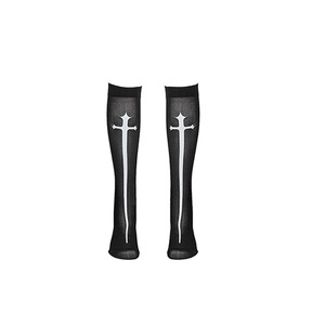 Bas blancs au-dessus du genou avec imprimé croix noire, accessoire de costume pour femme, tenue de fête d'Halloween - Product Image 4