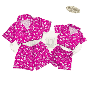 Conjunto de Pijamas Familiares Ruidian OEM, <span class=keywords><strong>Pijama</strong></span> de Manga Corta para Mamá, Niña y Adulta, 100% Seda, Casual, con Botones y Solapa, Ropa de Dormir Navideña - Product Image 2