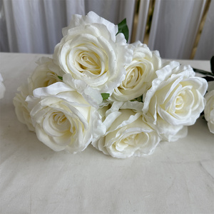 IFG Bouquet di 9 Rose Bianche Artificiali in Seta per Matrimoni e Decorazioni Domestiche - Product Image 4