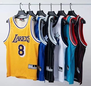 Maillots de basket-ball personnalisés prêts à être expédiés <span class=keywords><strong>Lakers</strong></span> #   24 Uniformes <span class=keywords><strong>Bryant</strong></span> en maille respirante réversible brodée 100% polyester - Product Image 1