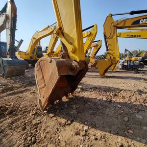 Excavateurs d'occasion Komatsu PC450 PC400-8 PC360 à vendre Matériel de construction fiable et efficace - Product Image 5