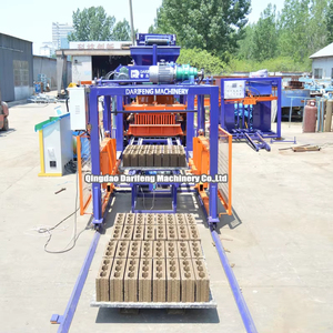 Machine de fabrication de briques creuses emboîtables CE <span class=keywords><strong>QT</strong></span> 8-15, prix usine, machine à fabriquer des blocs de pavé, populaire en Afrique - Product Image 1