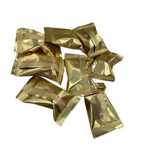 Vente flash : Chocolat au lait enrobé de <span class=keywords><strong>noisettes</strong></span> et garniture à la crème au lait noir - Product Image 3