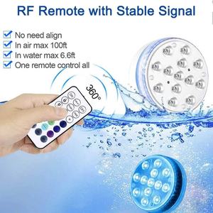 Lumière LED submersible étanche IP68 RGB pour piscine, avec télécommande RF, 13 perles, ventouse, fonctionne sur piles, lumière de douche - Product Image 5