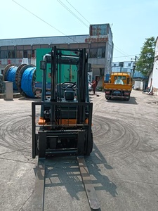 Chariot élévateur Toyota 7FD20 d'occasion du Japon à bas <span class=keywords><strong>prix</strong></span>, en excellent état, 2 tonnes, avec déplacement latéral et livraison rapide - Product Image 5