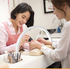 <span class=keywords><strong>2024</strong></span> nueva lámpara de uñas de media luna creciente, logotipo personalizado, lámpara de mesa LED de línea de arco, luz de manicura de escritorio para pestañas de uñas, belleza Totta - Product Image 3