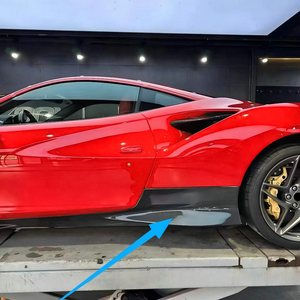 Pour Ferrari F8 Spider : Jupes latérales de style OEM en carbone sec, installation facile - Product Image 1
