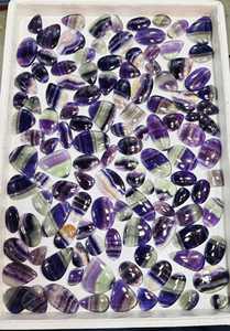 พลอยฟลูออไรต์สีม่วงธรรมชาติทรงโรสคัทแบบกลมแบนสำหรับทำเครื่องประดับ แหวน กำไลข้อมือ สร้อยข้อเท้า สร้อยคอ - Product Image 2