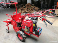 Moissonneuse de maïs compacte 15 CV |   Broyeur de tiges pour cueilleur de maïs à une rangée |   Machine agricole compacte autopropulsée pour exploitation familiale