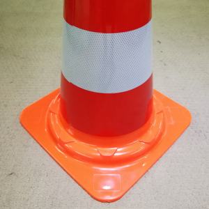 مخاريط مرورية عاكسة بلاستيكية متينة مقاس 30 "من كلوريد البولي فينيل ، تصميم عالي الوضوح ، سلامة الطرق ، استخدام أحداث وقوف السيارات - Product Image 6