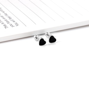 Pendientes de Acero Inoxidable con Forma de Corazón en Oro/Plata para Mujer - Product Image 5