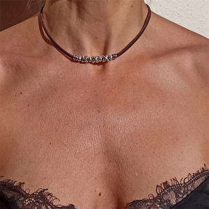 Collar con colgante de flor delicada tejida a mano personalizable-Joyería ajustable Boho Chic | Regalo pensativo para mujer - Product Image 2