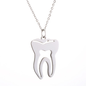<span class=keywords><strong>Collana</strong></span> <span class=keywords><strong>con</strong></span> <span class=keywords><strong>Ciondolo</strong></span> a Forma di <span class=keywords><strong>Dente</strong></span> in Acciaio Inossidabile Placcato Oro, Souvenir Classico per Anniversario 2025 - Product Image 5
