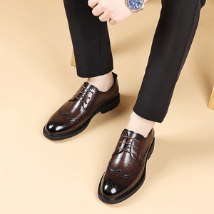 รองเท้าหนังแท้ผู้ชายแบบผูกเชือก กันน้ำ ระบายอากาศได้ดี เหมาะสำหรับงานแต่งงานในฤดูใบไม้ร่วง หัวแหลม สไตล์ทางการ - Product Image 4