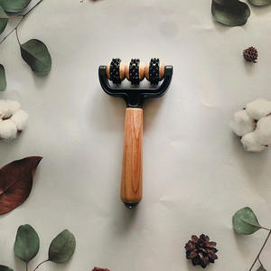 כלי עיסוי מגנטי מעץ לטיפול בצלוליט, להפחתת שומן, רולר לנקודות טריגר, להקלה על כאבים, לעיצוב הגוף, רולר מעץ - Product Image 4