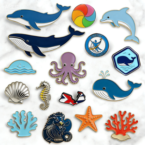 Badge personnalisé en alliage <span class=keywords><strong>de</strong></span> zinc en forme <span class=keywords><strong>de</strong></span> queue <span class=keywords><strong>de</strong></span> baleine pour souvenir sur le thème <span class=keywords><strong>de</strong></span> l'océan - Product Image 1
