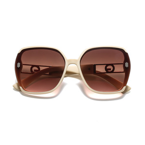 Retro <b>Square</b> <b>Sunglasses</b> Women Full Rim Gradient Lenses 100% UV Protection Driving Fashion Adult - Product Image 3