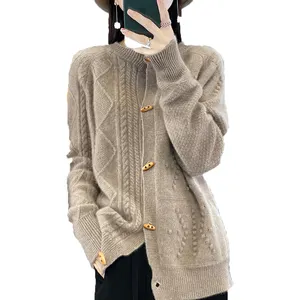纽扣100女式毛衣羊毛衫羊毛开衫独特设计圆领针织休闲冬季女装厚7GG