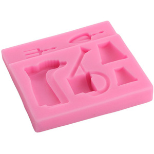 Molde de Silicona para Pastel con Diseño 3D de Herramientas de Jardín y Granja: Cubo, Pala y Horquilla, con Gráficos Divertidos de Botas de Lluvia y Dibujos Animados, Forma Rectangular, para Uso Doméstico - Product Image 4