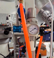 Machine à œillets et œillets d'alimentation automatique à haut rendement