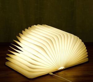 โคมไฟหนังสือพับได้แปลกใหม่ไฟอ่านหนังสือพับได้5สีโคมไฟตั้งโต๊ะแบบพกพา - Product Image 3