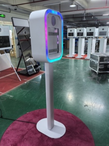 Thời trang DSLR vuông iPad Photo Booth Shell với RGB đèn vòng dải và trường hợp chuyến bay cho các sự kiện - Product Image 5