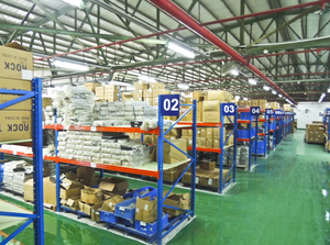 Thương hiệu ban đầu mới xt4encl250s xt4 ngắt mạch bao vây loại 1 Bề mặt gắn kết cho PLC - Product Image 5