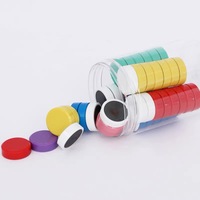 Winchoice vente en gros d'aimants à broches enduits de plastique colorés aimants ronds plats forts avec logo