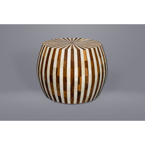 Nouvelle table d'appoint ronde en teck, best-seller, avec incrustations en os – Fournisseur grossiste de meubles en gros de Jodhpur, Rajasthan - Product Image 1