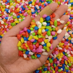 L'usine vend de la pierre de rivière de couleur vive et des granules de pierre colorée ainsi que du cristal de roche de différentes couleurs - Product Image 1