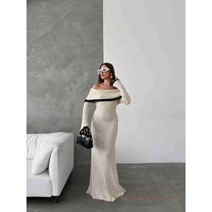 Vestido de Punto sin Tirantes con Detalles de Encaje 1513, Elegante, Diseño Sólido, Largo hasta el Suelo, para Fiesta, Celebración, con Aberturas - Product Image 3