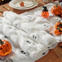 Drapeau de table rectangulaire Manju Halloween Petit Fantôme en fibre de polyester PV, broderie tridimensionnelle durable, décoration noir et blanc