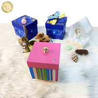 Boîte cadeau surprise avec logo personnalisé, design gratuit, boîte à gâteau, boîte à surprise avec papillon volant
