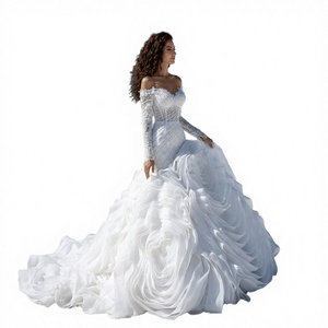 S0143H Vestido de Novia de Alta Calidad en Oferta, con Encaje y Cuentas, Estampado Floral, Estilo Bohemio, Corte Sirena, Largo hasta el Suelo - Product Image 3