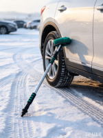 Grattoirs à glace pour pare-brise de voiture et brosse à neige extensible avec poignée en mousse et rotation à 360° °   Tête de brosse pivotante pour voiture, camion et SUV