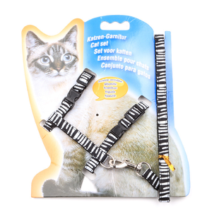 Conjunto de Correa y Arnés para Mascotas de Poliéster Duradero y Ecológico con Bonito Estampado, Collar y Pechera Ajustables para Pasear Gatos - Product Image 5