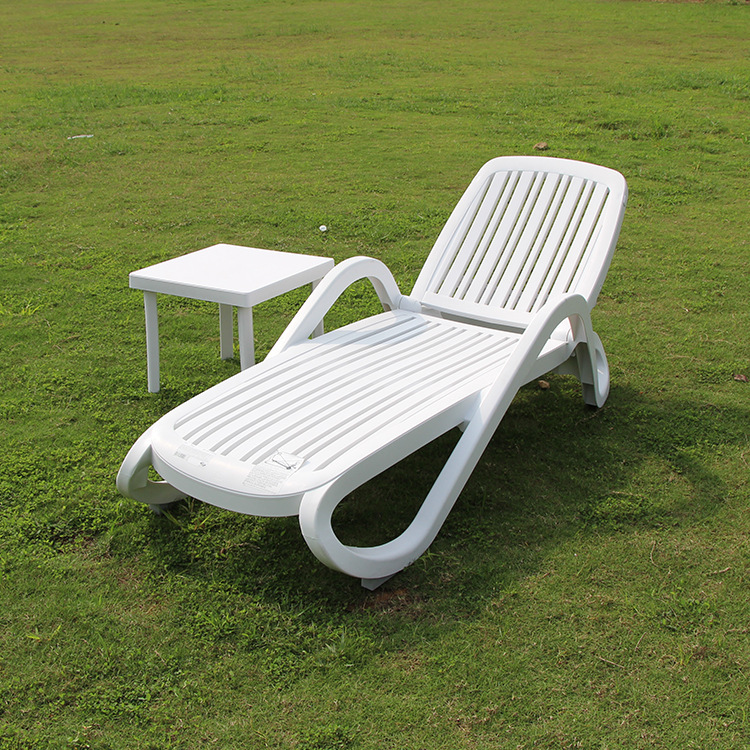 Pool Lounge Chair Ledge Luxury Beach