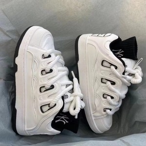 Zapatillas de Invierno 2026, Nuevo Estilo Universal, Edición Limitada, Zapatos Blancos de Moda con Suela Gruesa, Zapatos de Tacón Alto para Hombre y Mujer - Product Image 3