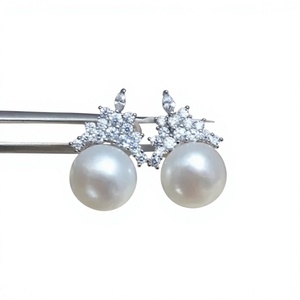 Boucles d'oreilles clous en perles de culture d'eau douce naturelles blanches de qualité AAAAAA 8-9 mm, collection Ice <span class=keywords><strong>Queen</strong></span> en argent sterling 925, modèle 2026 de luxe - Product Image 1