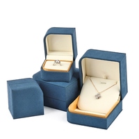 Boîte d'emballage de bijoux en velours de luxe Boîtes à bagues pour boucles d'oreilles et bracelets avec logo personnalisé Joyero pour bijoux de qualité supérieure