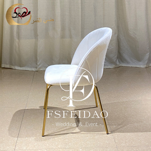 Chaise de salle à manger rembourrée en tissu velours, design moderne et luxueux, gain de place - Product Image 4