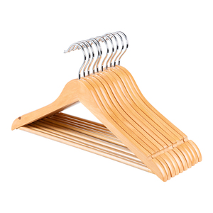 Colgador de madera antiguo de suministro de fábrica Yikai para exhibición de centro comercial - Product Image 6