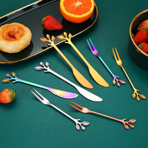 Couteau créatif en acier inoxydable en forme de feuille de Mori, fourchette à fruits, fourchette à dessert exquise à deux dents, fourchette à gâteau, couteau et fourchette pour gâteau de lune - Product Image 1