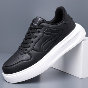 Sneakers da Uomo alla Moda in Pelle Nera e Bianca, <span class=keywords><strong>Scarpe</strong></span> Casual per Uso Quotidiano, Calzature Traspiranti Versatili con Suola Bassa - Product Image 4