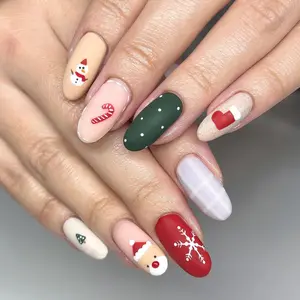 Artificial Nails Short Red Green Christmas Snowflake Design 24pcs Matte Press on Nail Tips with Jelly Glue Tab for Finger DIY