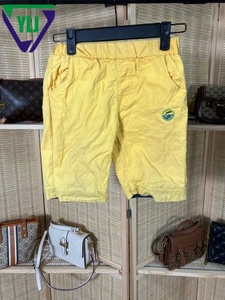 Abbigliamento Usato per Bambini all'Ingrosso, Collezione Estiva Casual, Vestiti Usati per Bambini in Balle Miste, Colori e Taglie Assortiti - Product Image 4