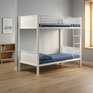 เตียงสองชั้นโลหะสีขาวทันสมัยพร้อมราวกันตกและบันไดสำหรับห้องนอนโรงแรม - Product Image 3