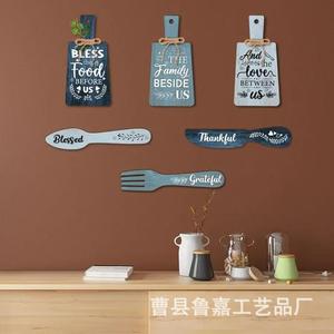 Juego de decoración de pared de cocina de madera, letreros colgantes con forma de tabla de cortar grabados con láser, decoración moderna para el hogar estilo granja - Product Image 3
