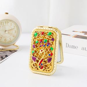 Vintage Golden Makeup <b>Mirror</b> Portable Folding <b>Compact</b> <b>Mirror</b> for Women, Retro Metallic Travel Pocket <b>Mirror</b> Wholesale - Product Image 3