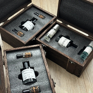 Confezione regalo rettangolare in legno per profumi, oli essenziali e gioielli, in stile antico, personalizzata e lussuosa. - Product Image 3
